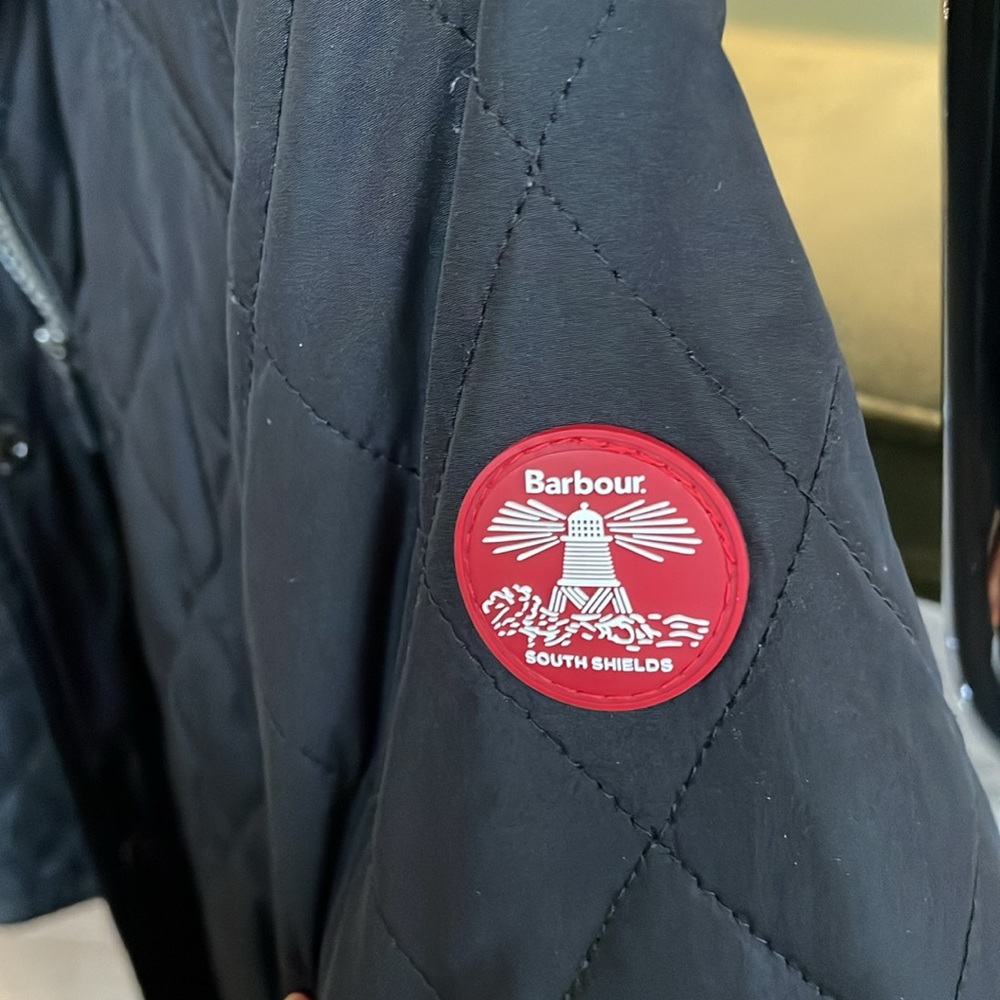 Barbour jacket - Picture 3 of 11